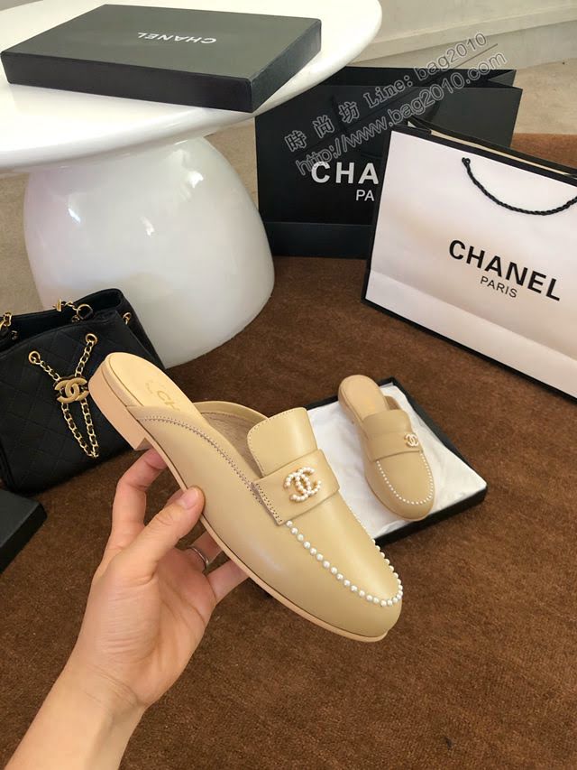 Chanel女鞋 香奈兒2020春夏頂級涼鞋系列 大扣小珍珠 Chanel爆款休閒女單皮鞋  naq1313